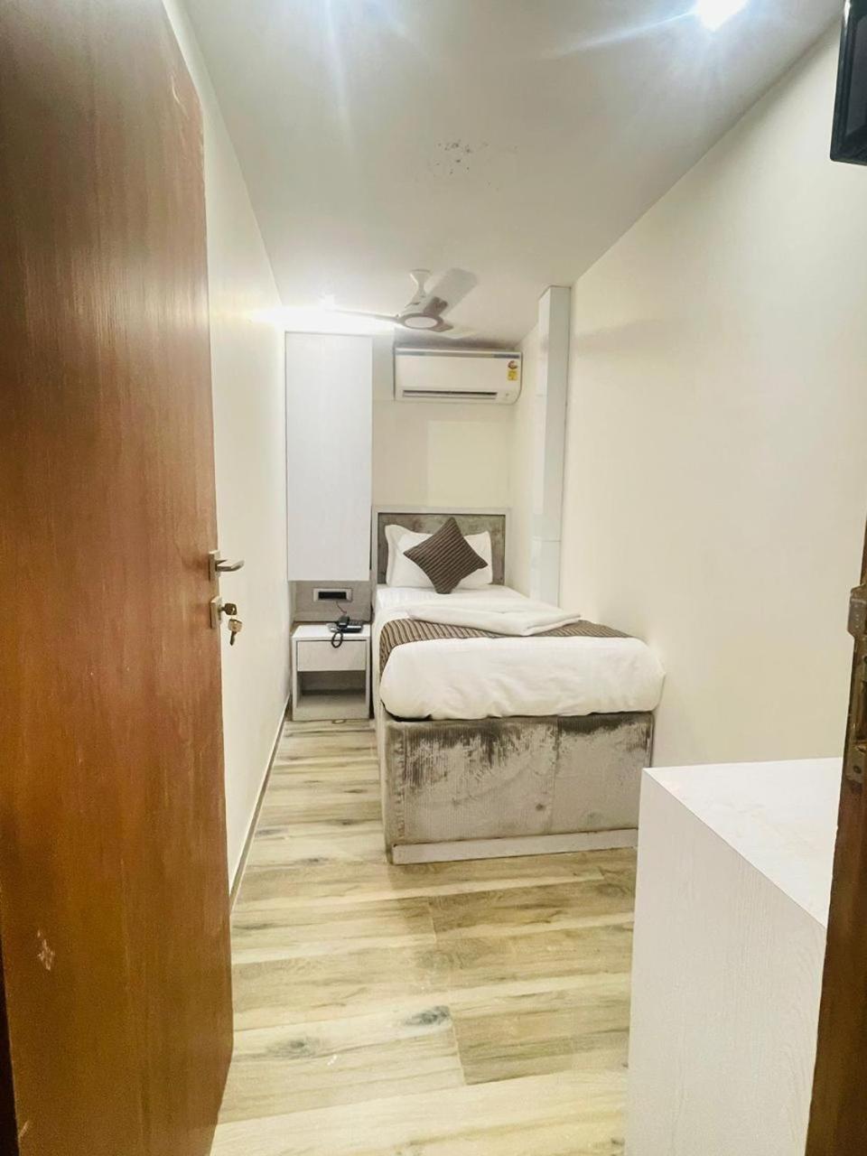 Hotel Winton Mumbai Luaran gambar